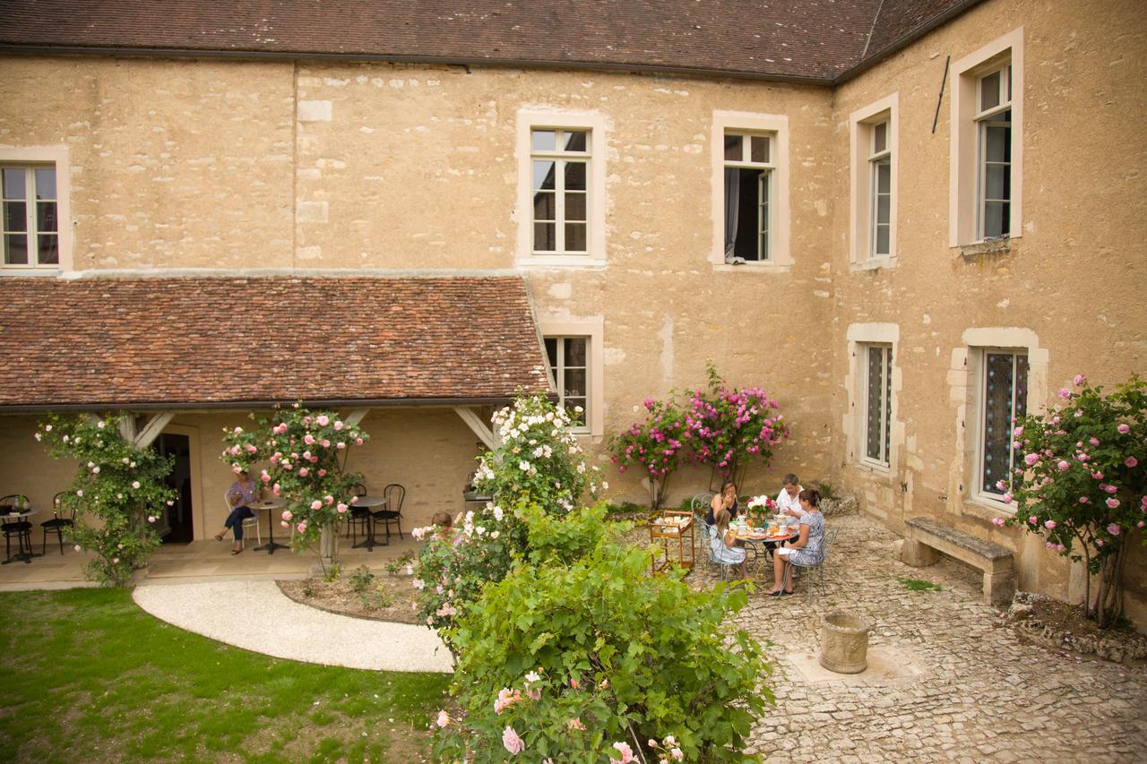 Hotel Le Prieuré Noyers-sur-Serein Esterno foto