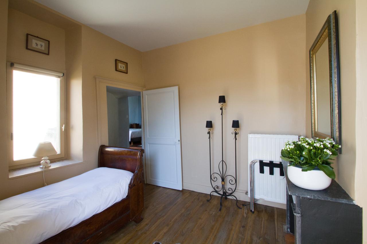 Hotel Le Prieuré Noyers-sur-Serein Esterno foto